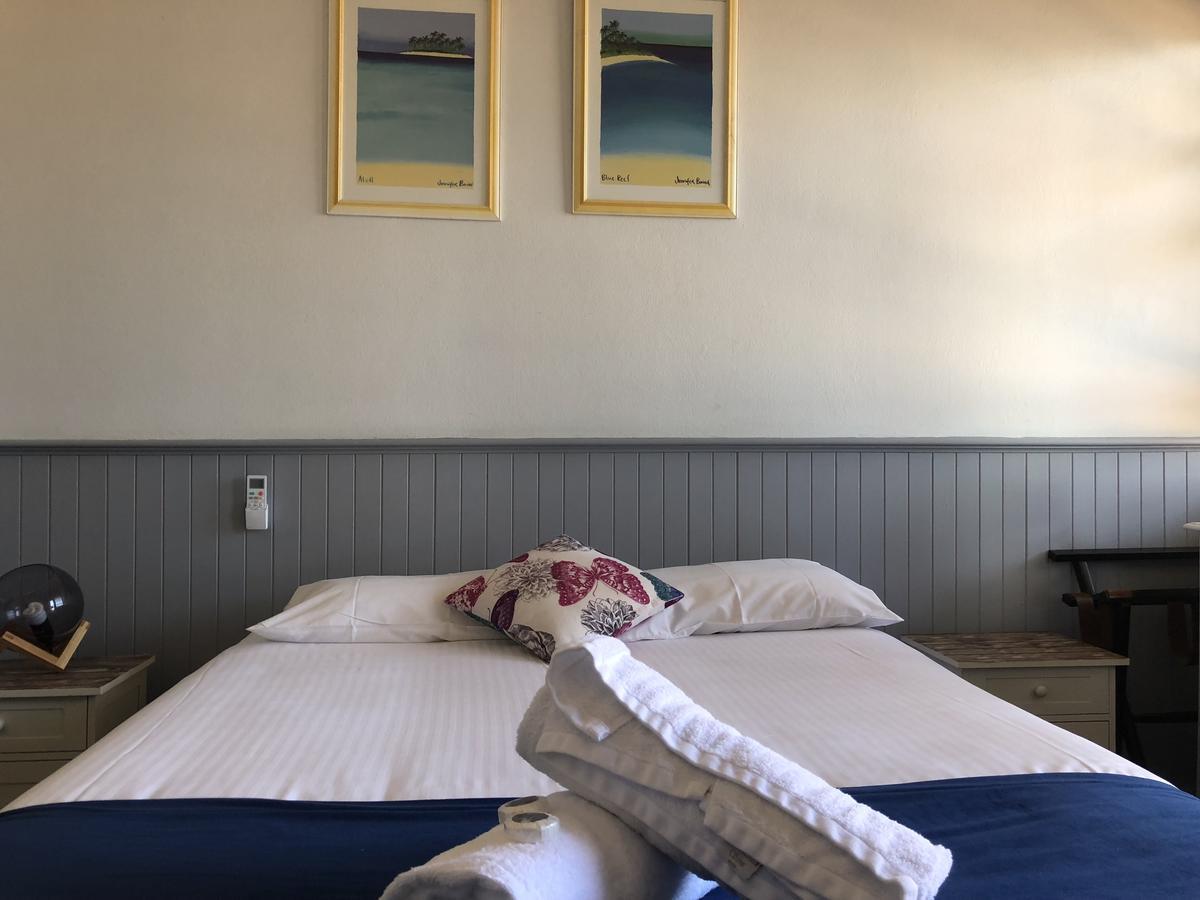 Squid'S Ink Motel Белмонт Екстериор снимка