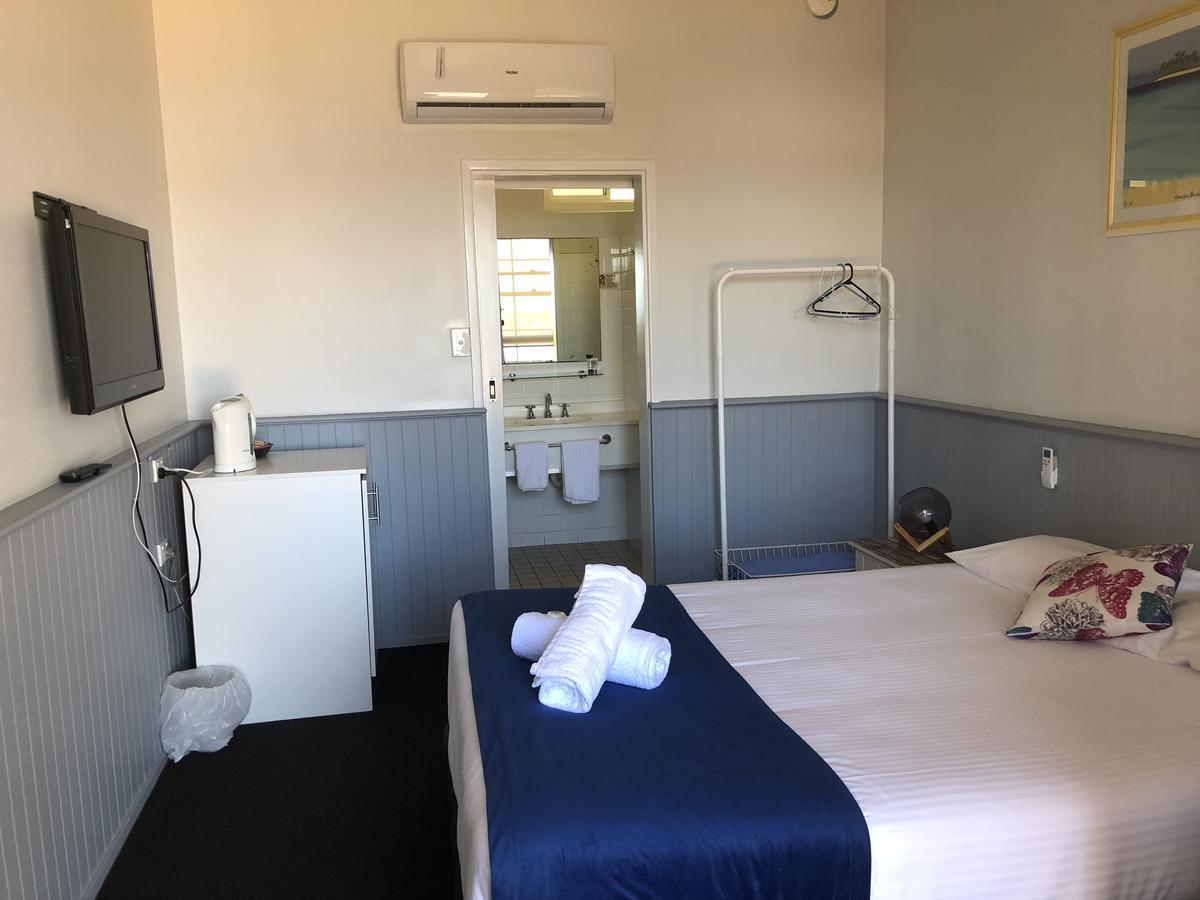Squid'S Ink Motel Белмонт Екстериор снимка