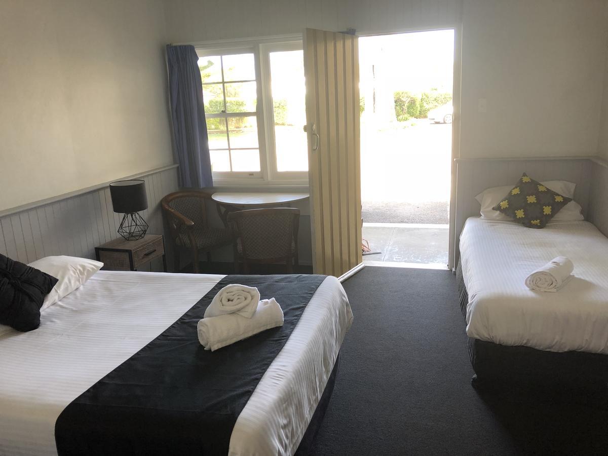 Squid'S Ink Motel Белмонт Екстериор снимка
