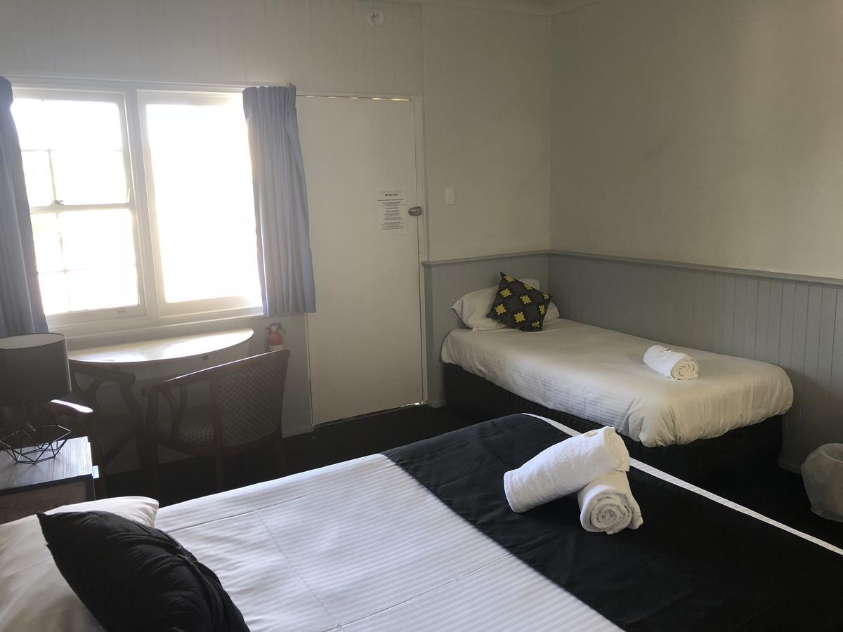 Squid'S Ink Motel Белмонт Екстериор снимка